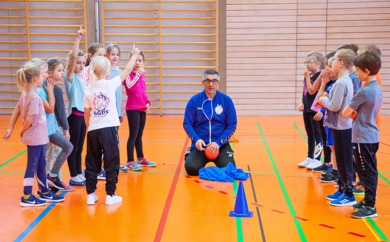 Handball-Training mit Kindern